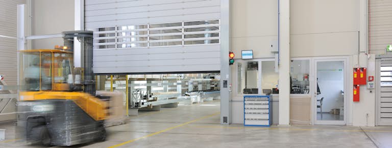 Speed-Guardian 5000 high-speed door in a warehouse opening